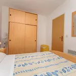 App With Ac, Pets Friendly,389 شقة *