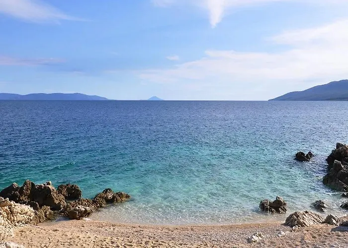 App With Ac, Pets Friendly,389 Rabac