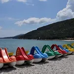 App With Ac, Pets Friendly,389 * Rabac