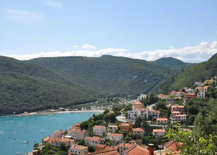 App With Ac, Pets Friendly,389 Appartement Rabac