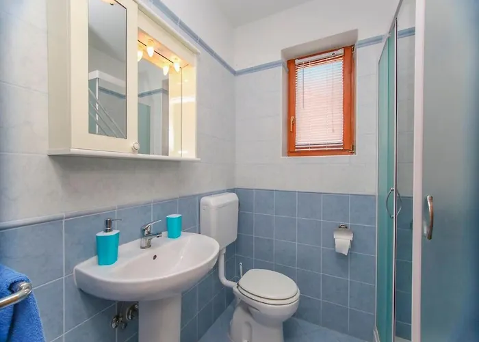 App With Ac, Pets Friendly,389 아파트 라벡